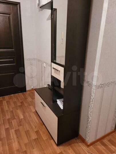 2-к. квартира, 61 м², 6/17 эт.