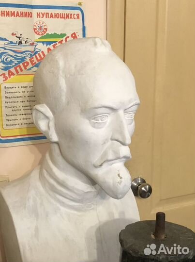 Бюст Ф. Э. Дзержинский