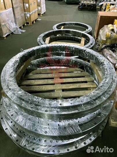 Опорно-поворотный круг ZX70LC 4437132