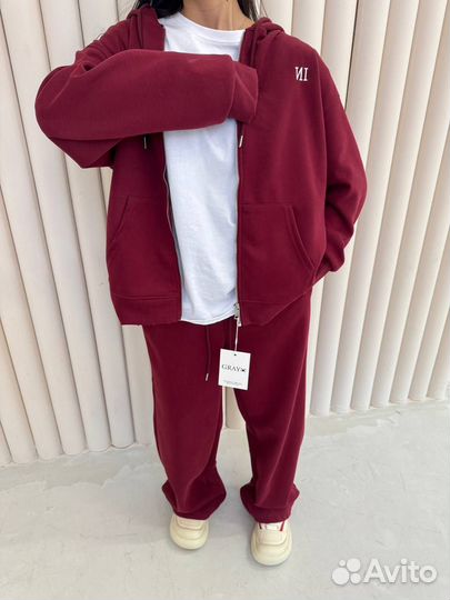 Спортивный костюм