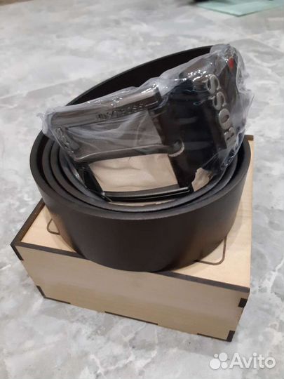 Мужской кожаный ремень