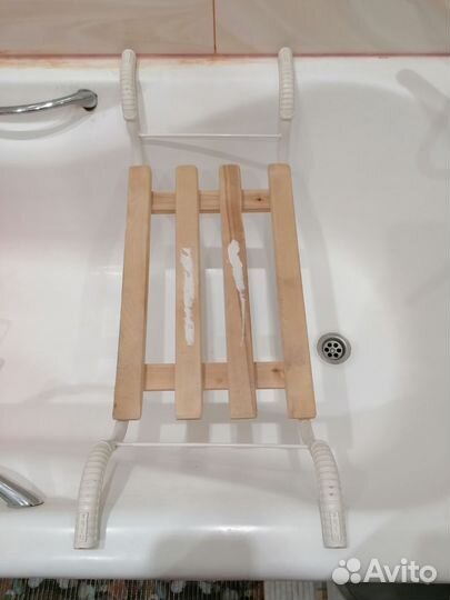 Сиденье на ванну 