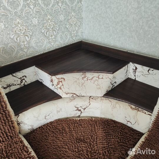 Угловой диван бу