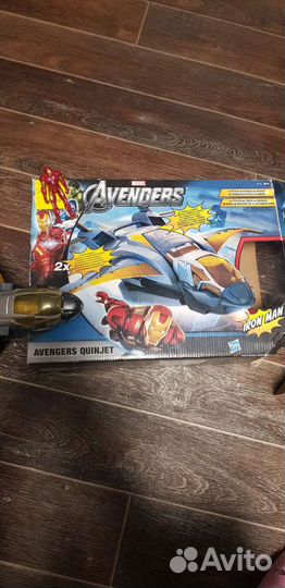 Marvel самолет