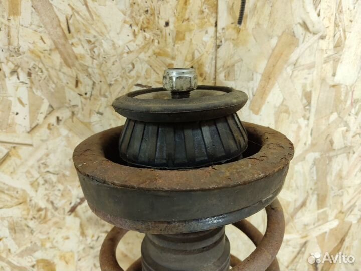 Опора переднего амортизатора Opel Omega B