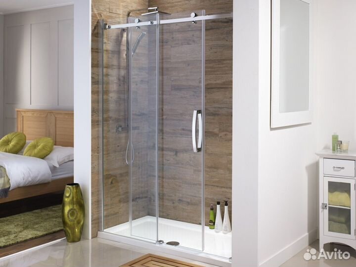 Душевая кабина в ванной