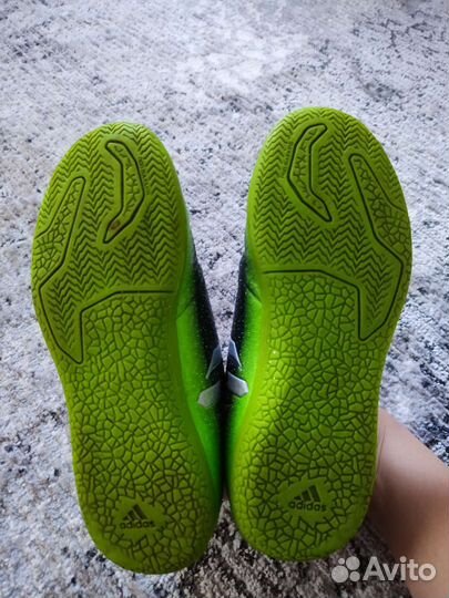 Футбольные бутсы детские adidas