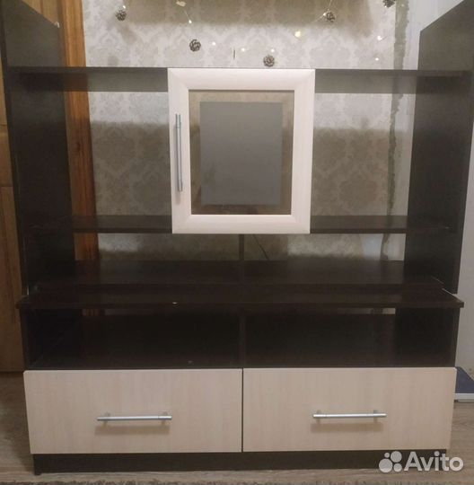 Тумба под телевизор и навесная полка ширина 120