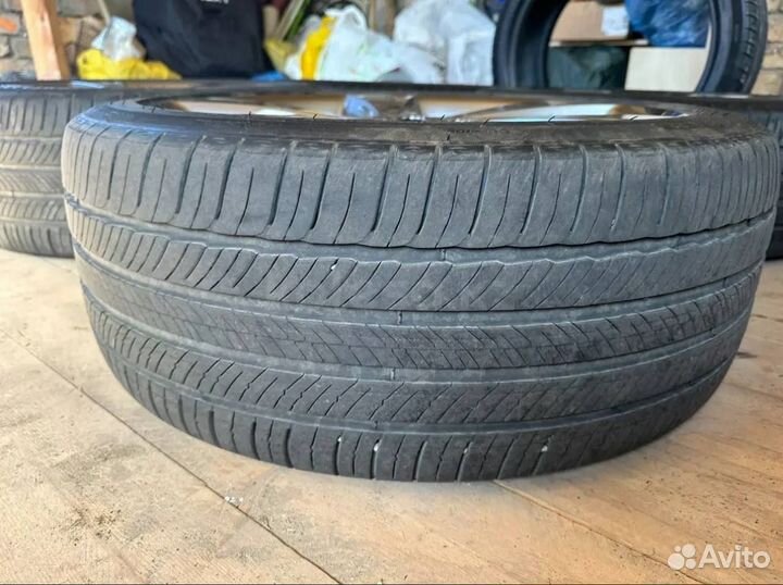 Michelin Primacy Tour A/S 265/40 R22 106W