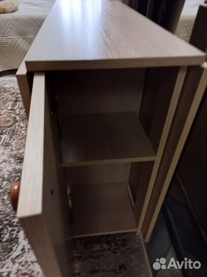 Стол-книжка