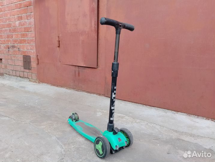 Самокат детский трехколесный