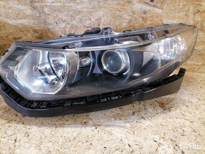 Фары комплект Honda Accord 8 CU