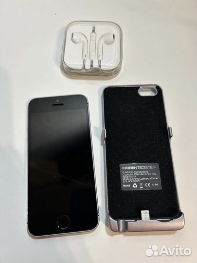 iPhone 5 SE 64Gb + PowerBank