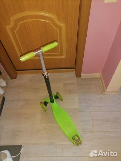 Самокат детский трехколесный