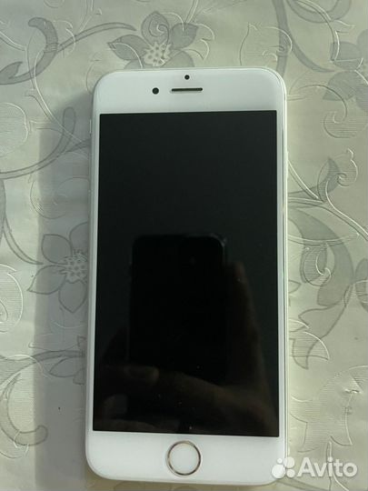 Телефон iPhone 6s