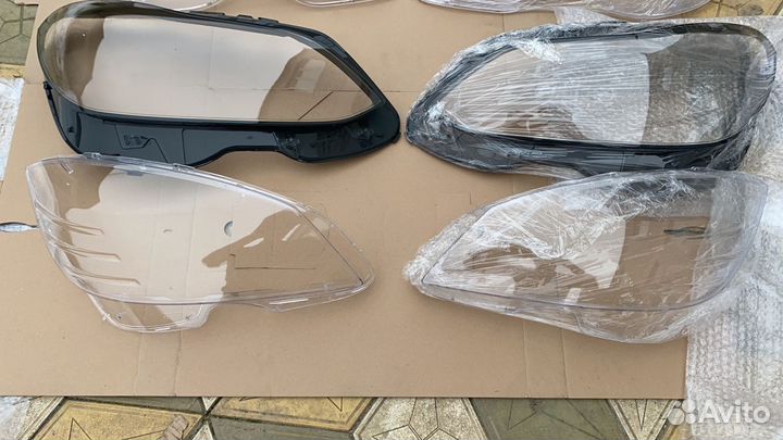 Стекло на фару Mercedes-Benz W204