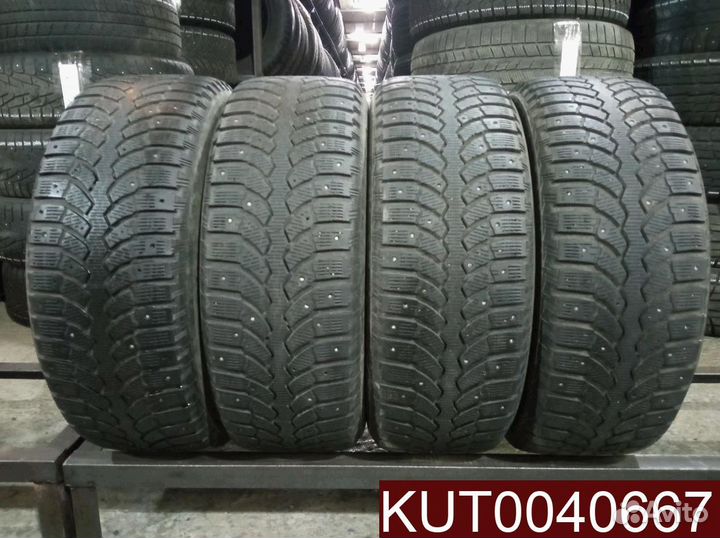 Bridgestone Blizzak Spike-01 215/60 R16 107U