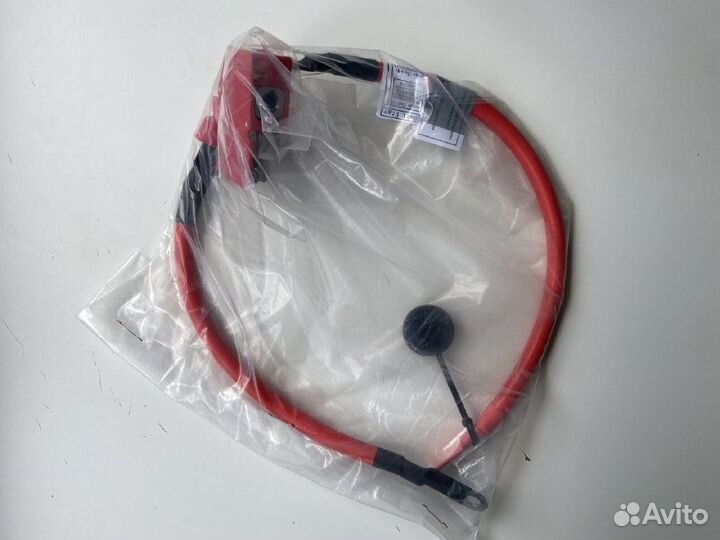 Плюсовой провод аккумулятора пиропатрон BMW F30