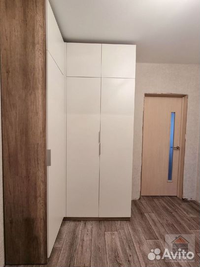 Шкаф навесной