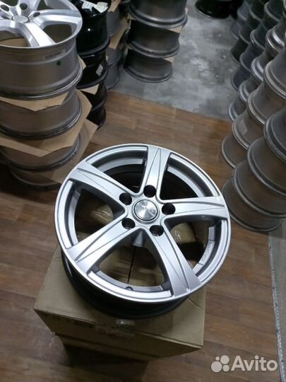 R15 5*112 Цо 66.6 Новые