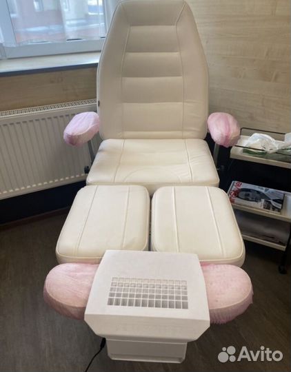 Вытяжка для педикюра