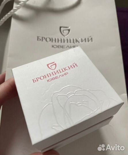 Крест белое золото
