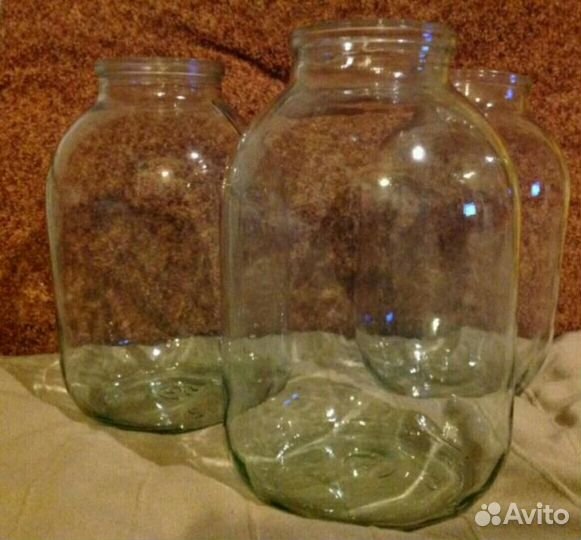 Продаются 3-х литровые банки