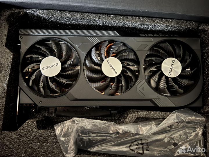 Gigabyte RTX 4070ti windforce(на гарантии)