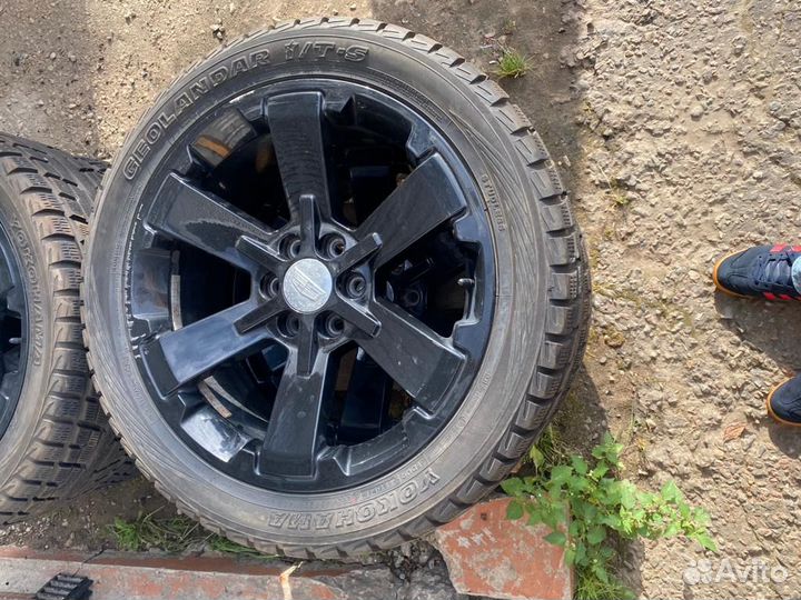 Комплект Зимних Колес Cadillac Escalade R22