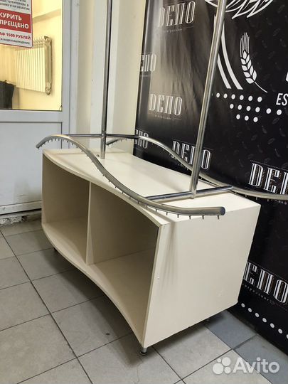 Вешалка с тумбой,тумба с вешалкой