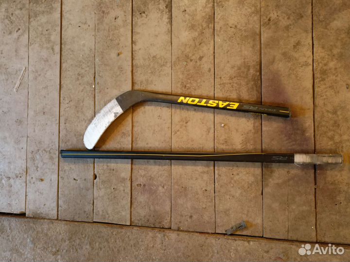 Клюшка хоккейная