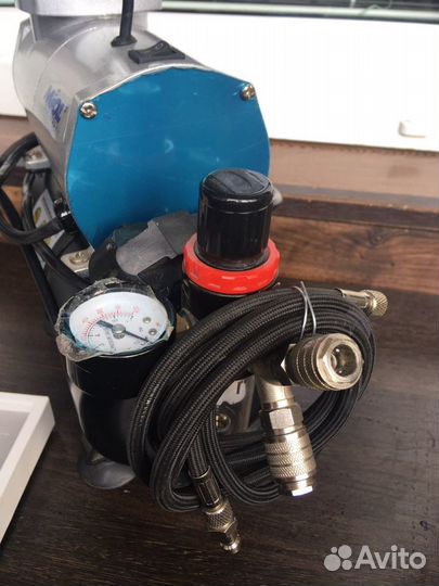 Набор для аэрографии.Миникомпрессор,аэрограф