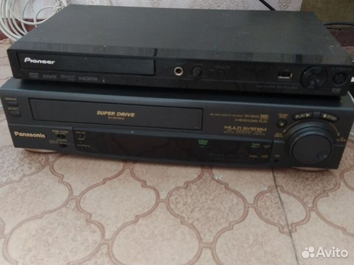 Видеомагнитофон panasonic