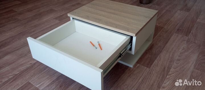 Тумба навесная прикроватная