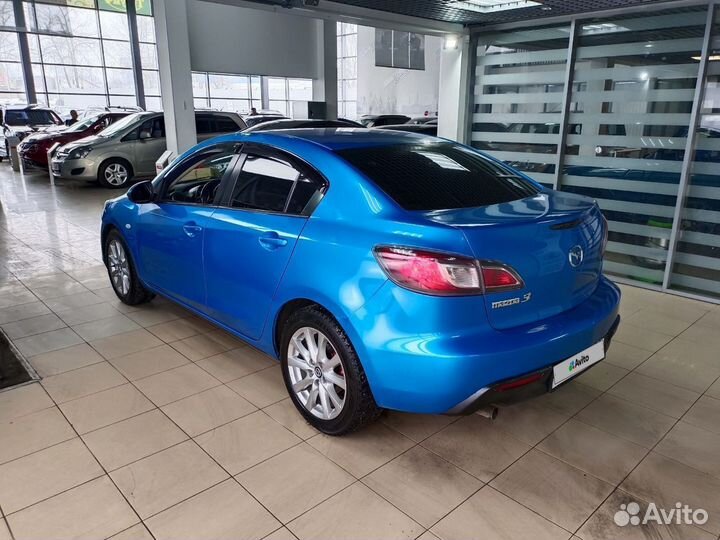Mazda 3, 2010