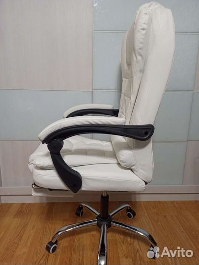 Компьютерное кресло белое бесплатная доставка