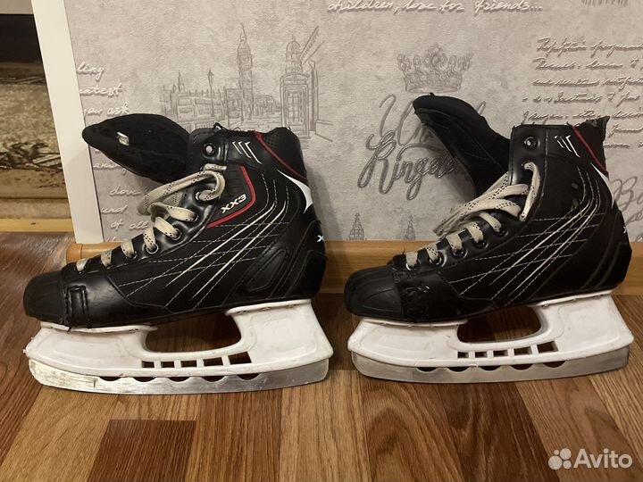 Коньки хоккейные