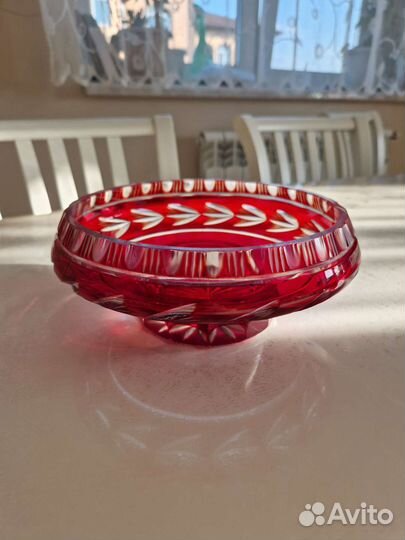 Цветной хрусталь. Ваза для фруктов