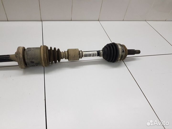 Полуось (привод) передний правый (Geely Coolray)