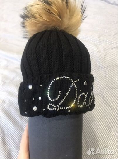 Шапка для девочки с именем Дана