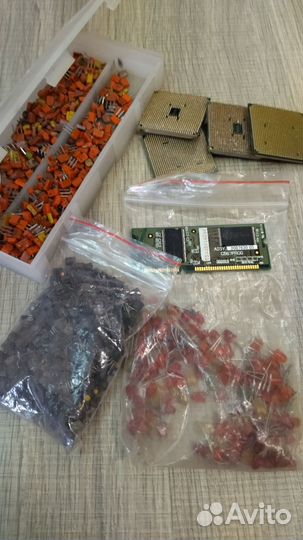 Платы и радиодетали