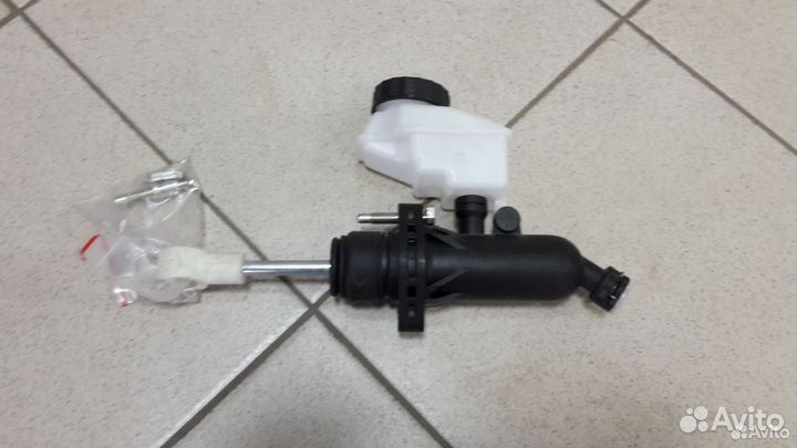 Цилиндр сцепления главный volvo FH12 NEW