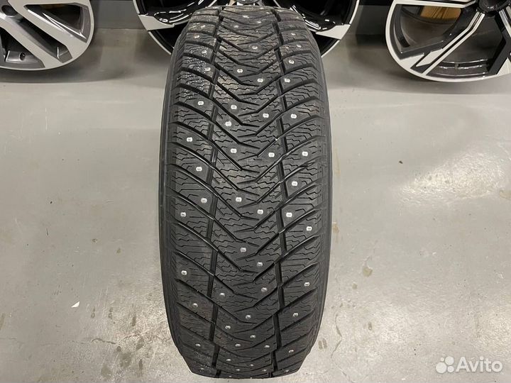 Yokohama IceGuard Stud IG65 265/65 R17 116T