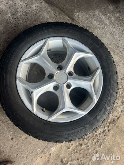 Dunlop Ice Touch 185/65 R15