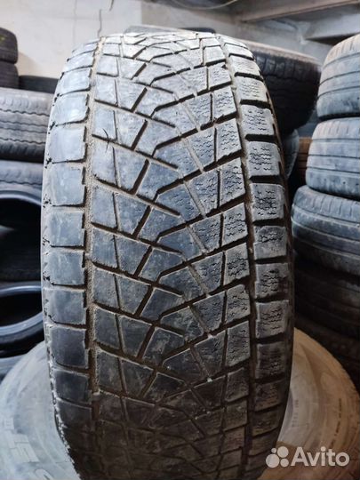 Bridgestone Blizzak DM-Z3 275/65 R17
