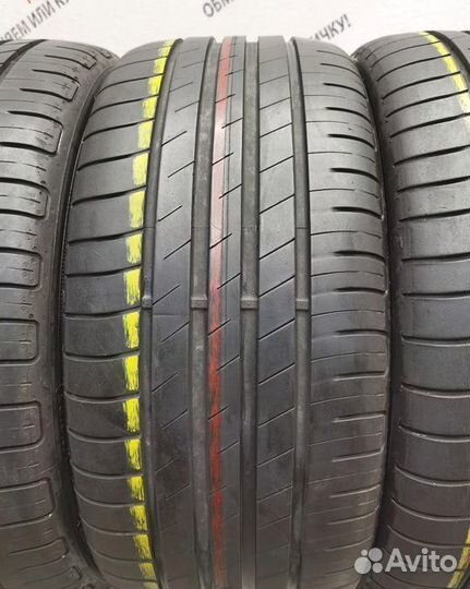 Goodyear EfficientGrip 225/40 R18 92W