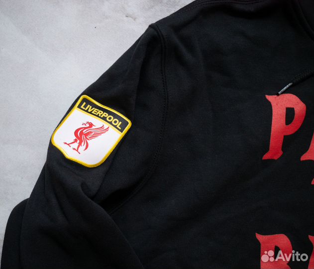 Carhartt x UFC x Liverpool XL худи новое