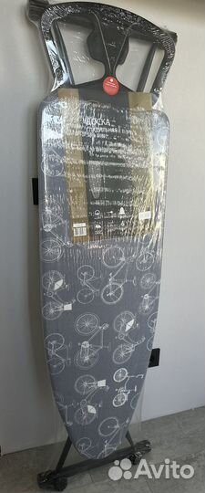 Гладильная доска новая в упаковке с розеткой