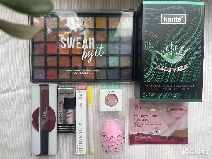 Набор косметики пакетом