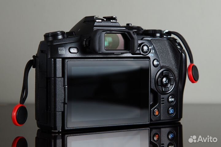 Olympus E-M1 Mark II Body Black (65 т.к.)